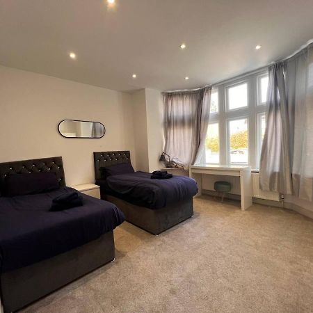 Star London Finchley Road 3-Bed Oasis With Garden Aparthotel Buitenkant foto